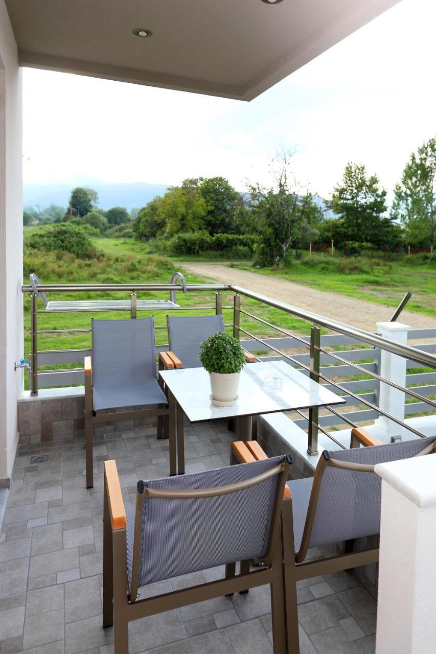 Kallini Apartments Ставрос Екстериор снимка